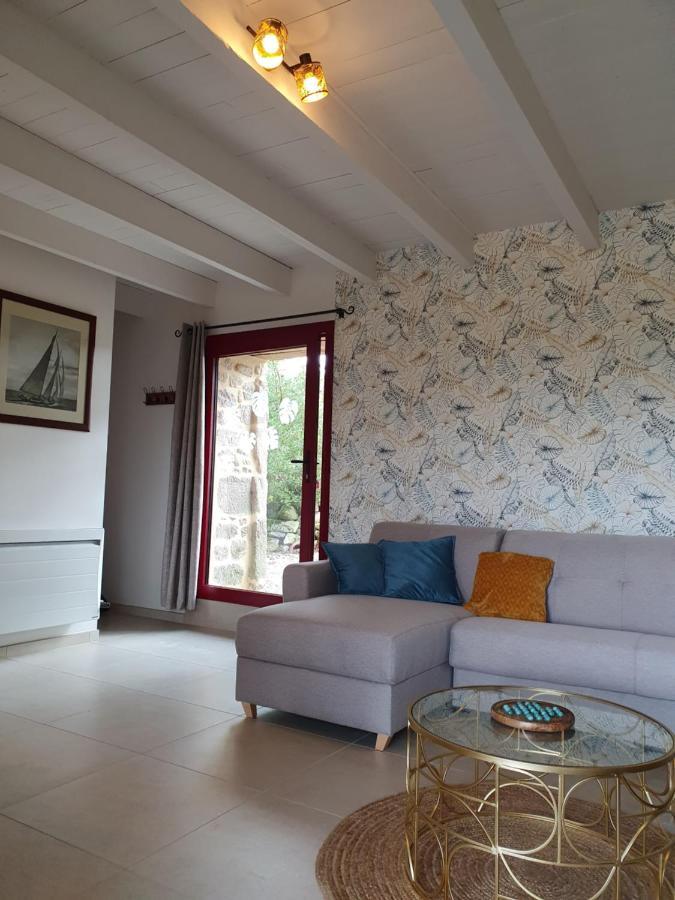 Le Domaine De La Petite Chevre Villa Ploumagoar Bagian luar foto