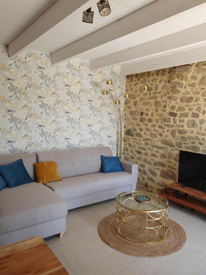Le Domaine De La Petite Chevre Villa Ploumagoar Bagian luar foto